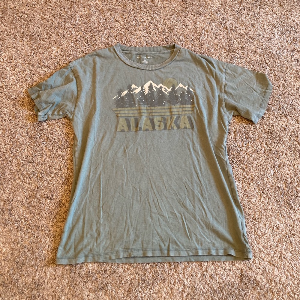 american eagle tee
